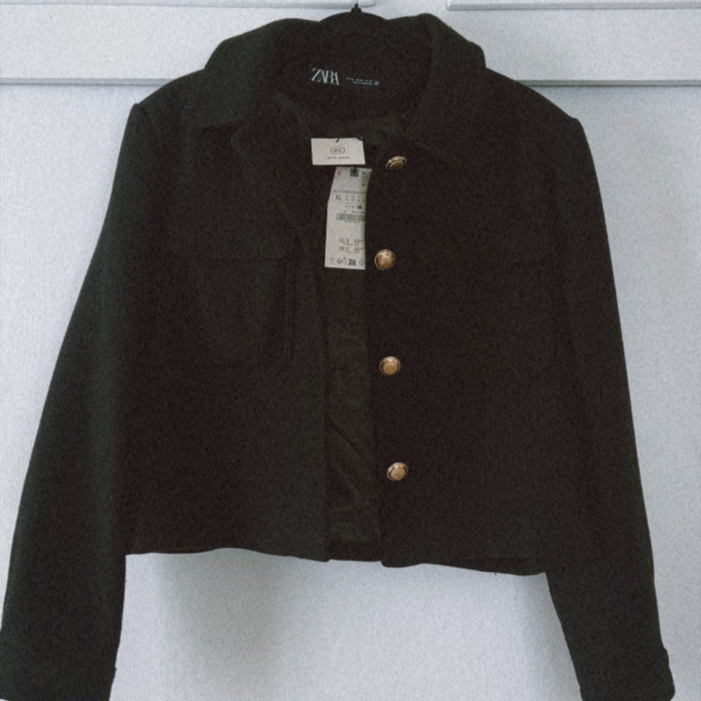 Zara Women's Black Blazer with Gold Buttons